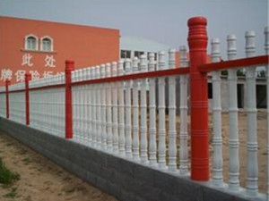 湖南仿树皮水泥围栏采购：聊聊厂家批发价和规格定制