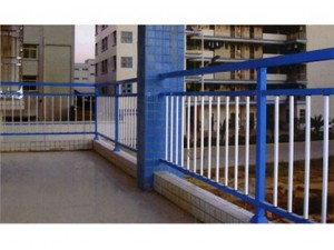 看了一百张水泥栏杆模具实拍图，款式和规格到底怎么挑？